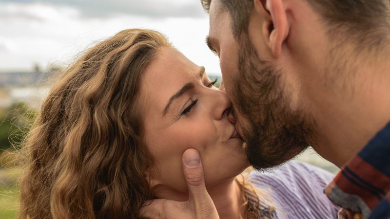 younger man dating older woman